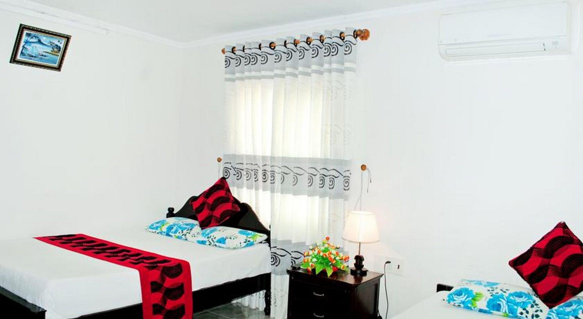 Ngoc Binh Hotel Hue Exterior foto