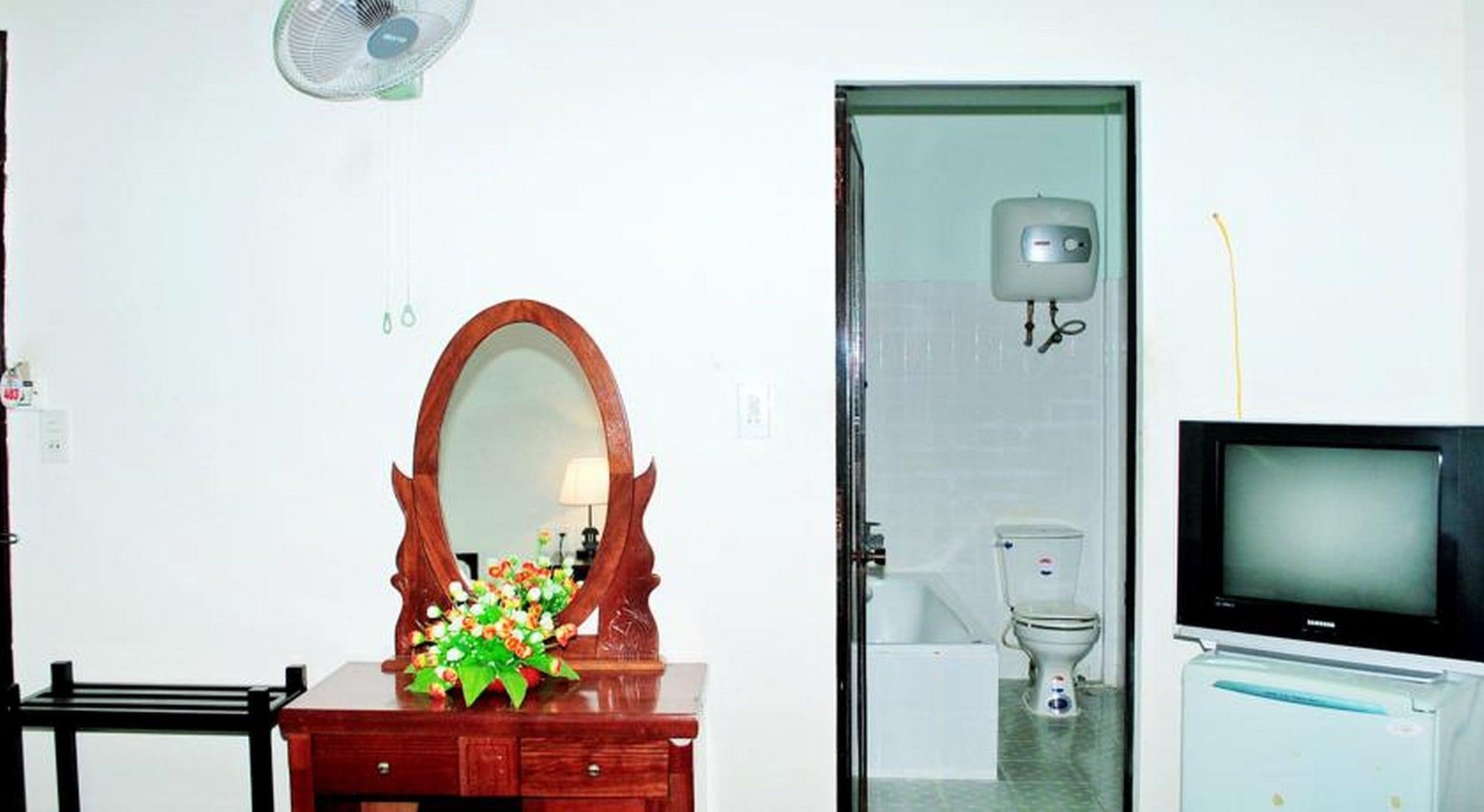 Ngoc Binh Hotel Hue Exterior foto