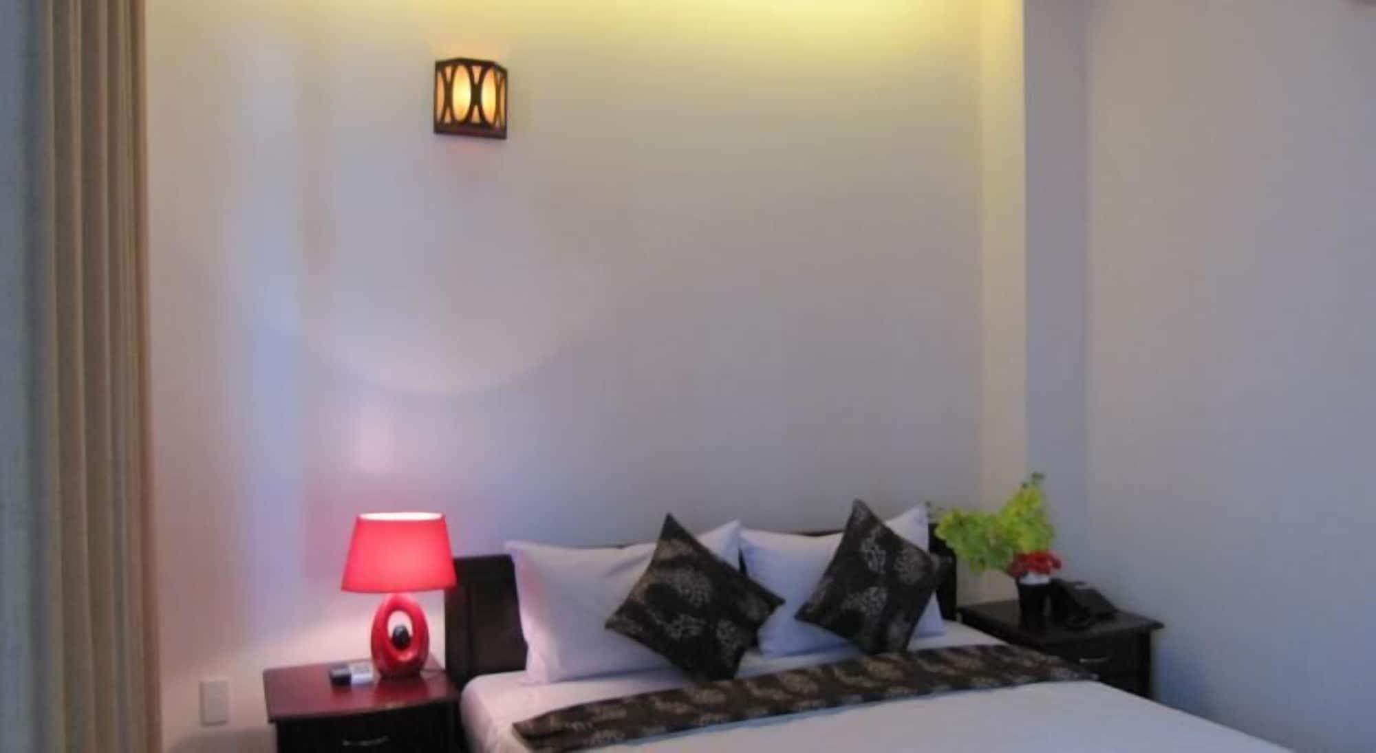 Ngoc Binh Hotel Hue Exterior foto