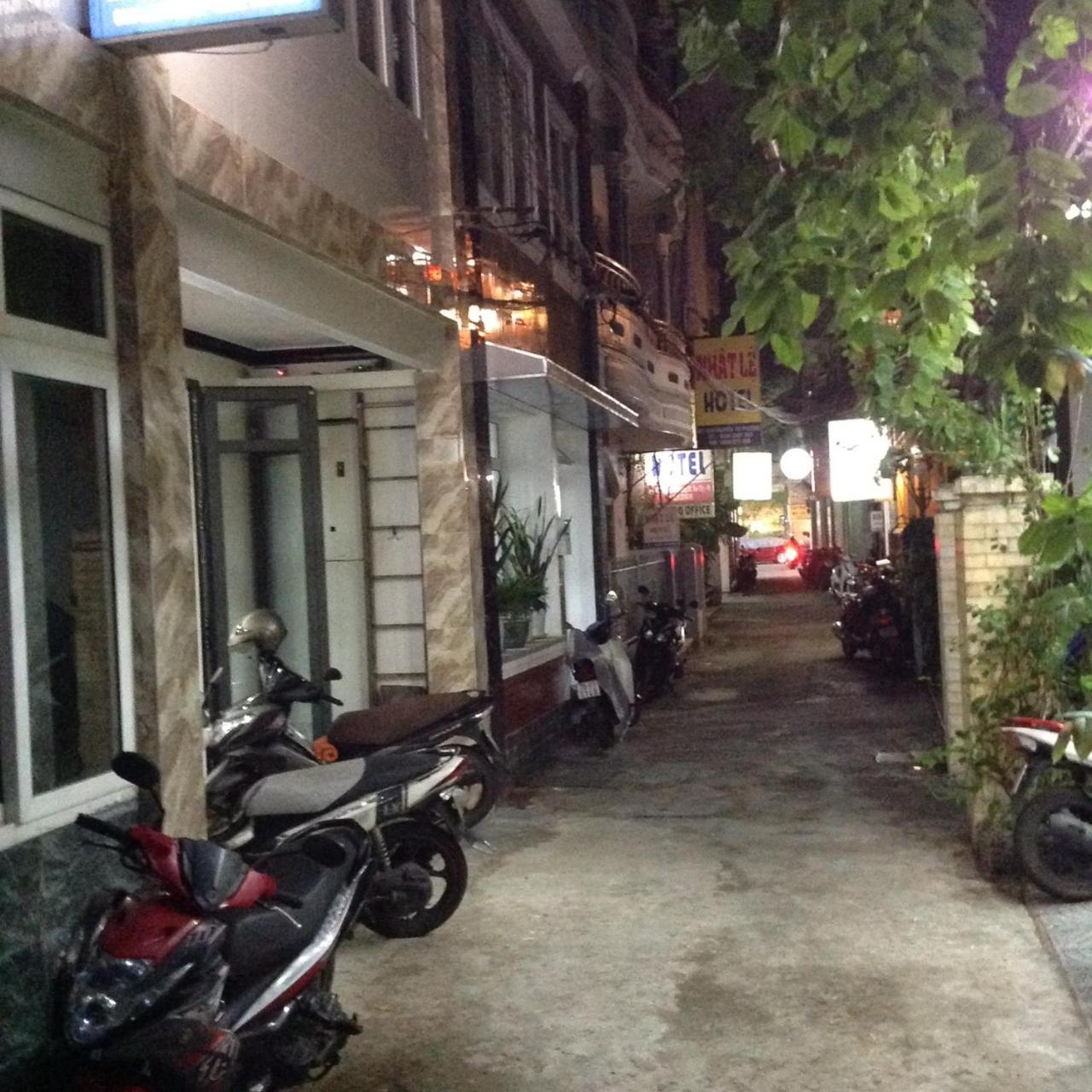 Ngoc Binh Hotel Hue Exterior foto